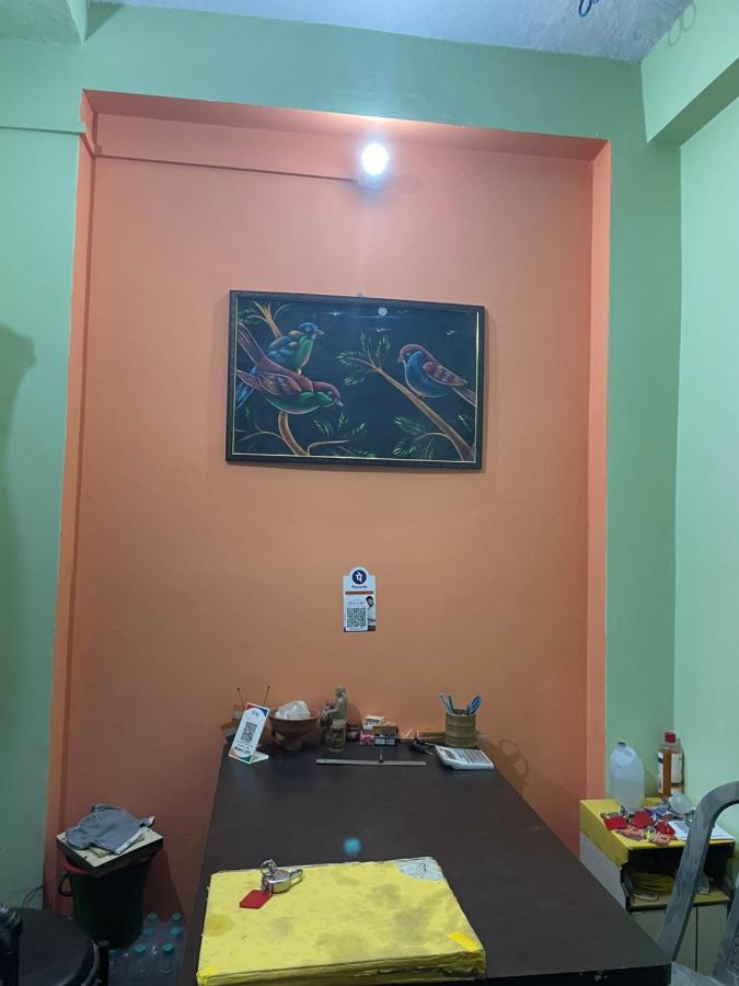 Indra Paying Guest House Benares Buitenkant foto