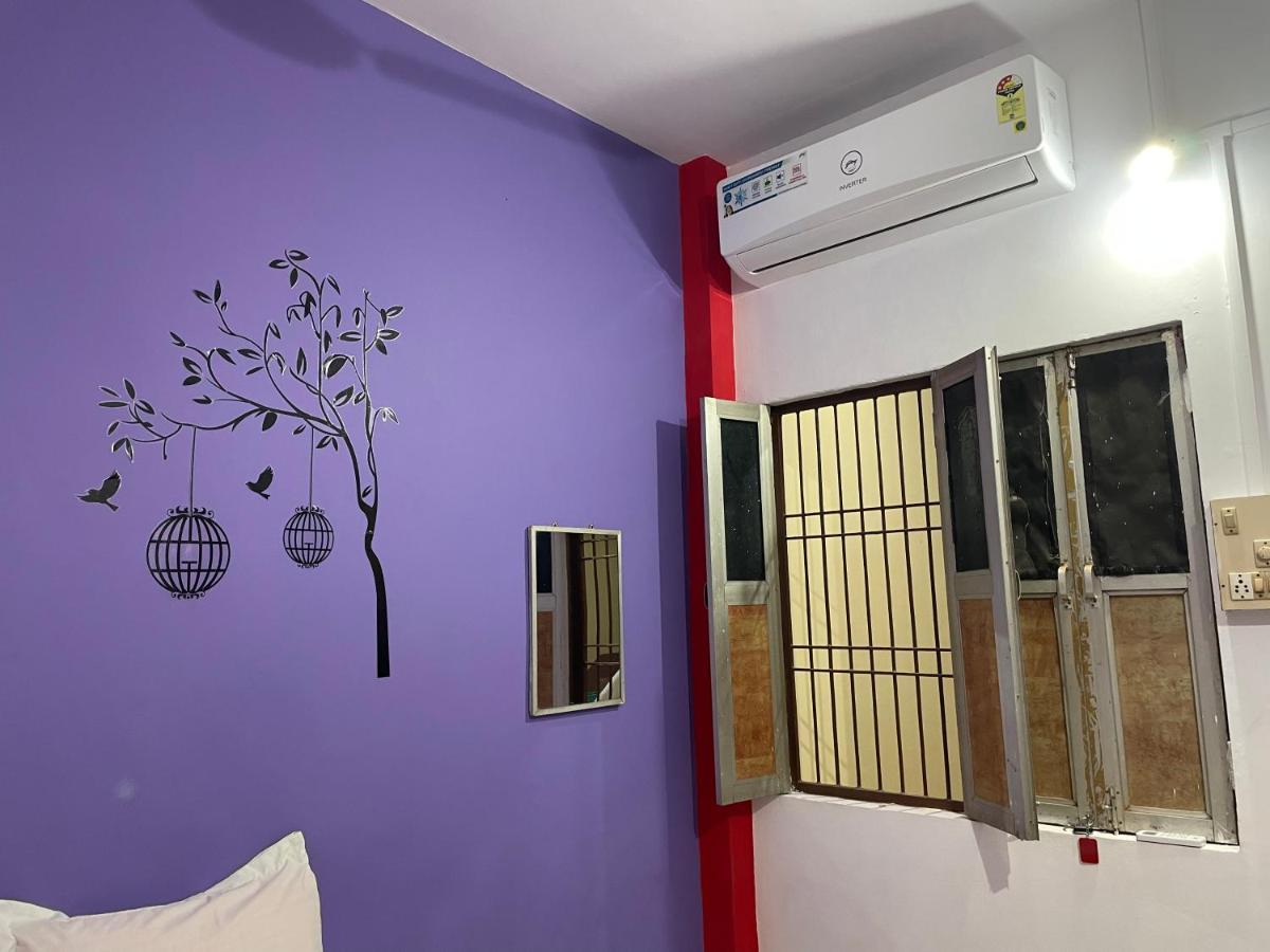 Indra Paying Guest House Benares Buitenkant foto